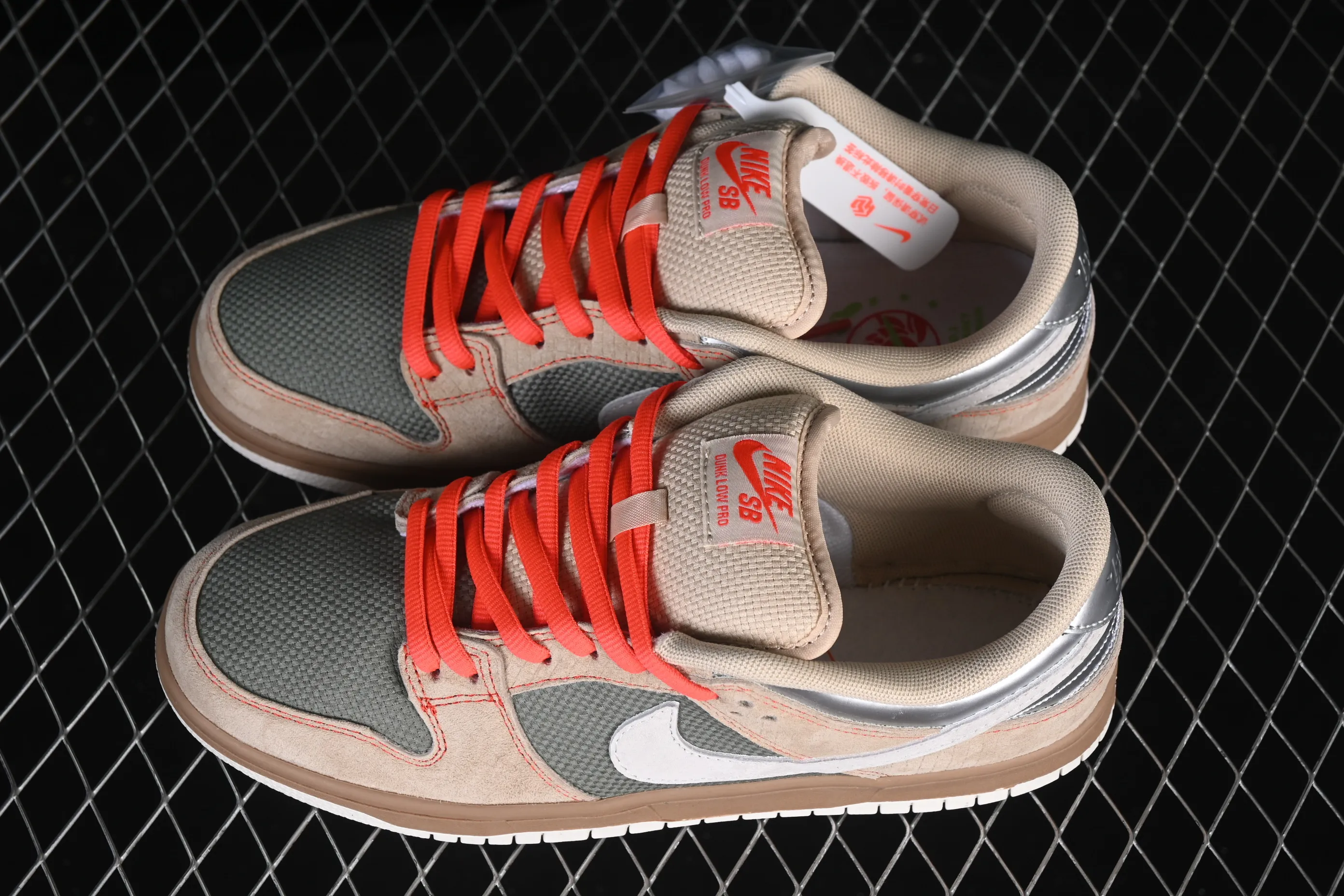 All categories Nk SB Dunk series Nk SB Dunk Low low-top sneakers Nike SB Dunk Low low-top casual sneakers IB6206-701